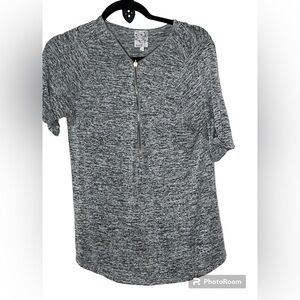 Naïf 1/2 Zipper Top Sz Medium